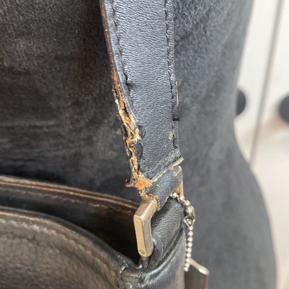 Coach Vintage Cow Hide Leather Adjustable strap Purse - Picture 9 of 12